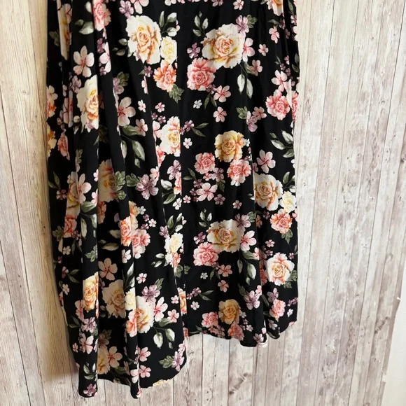 Torrid Black Floral Challis Trapeze Dress Pockets - Picture 5 of 8